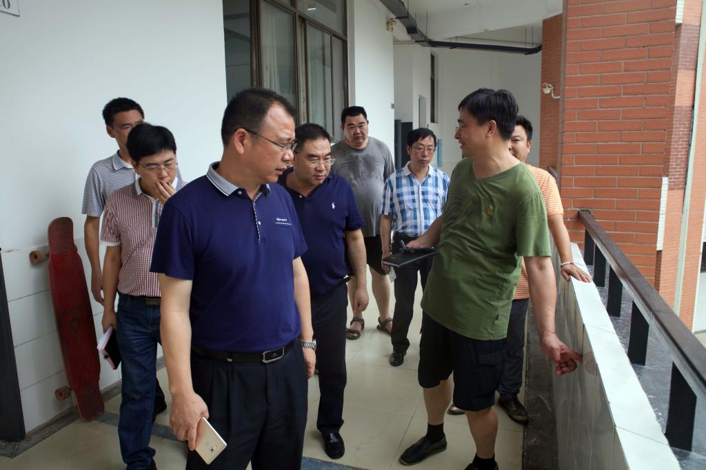 英国上市公司365